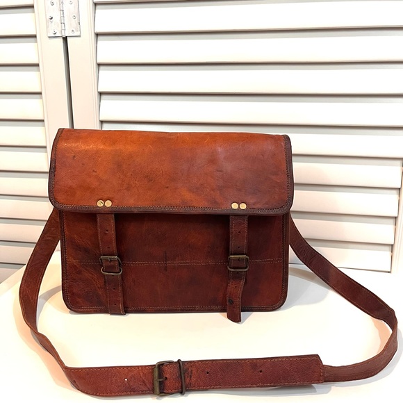 Vintage Other - Vintage Leather Messenger Bag